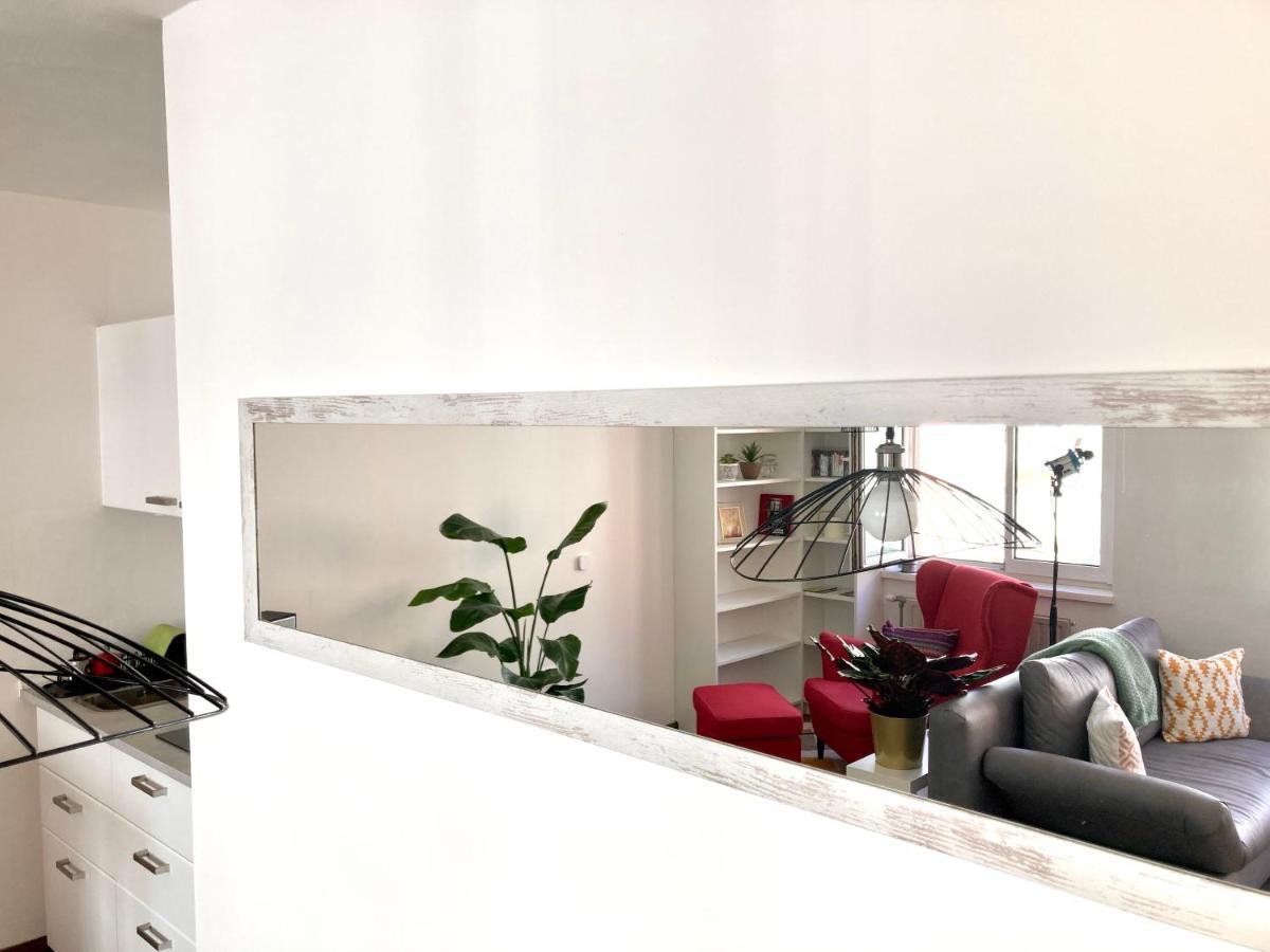 Apartment For 2 In Margareten Viena Exterior foto