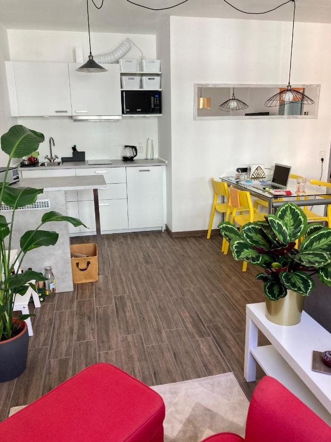 Apartment For 2 In Margareten Viena Exterior foto